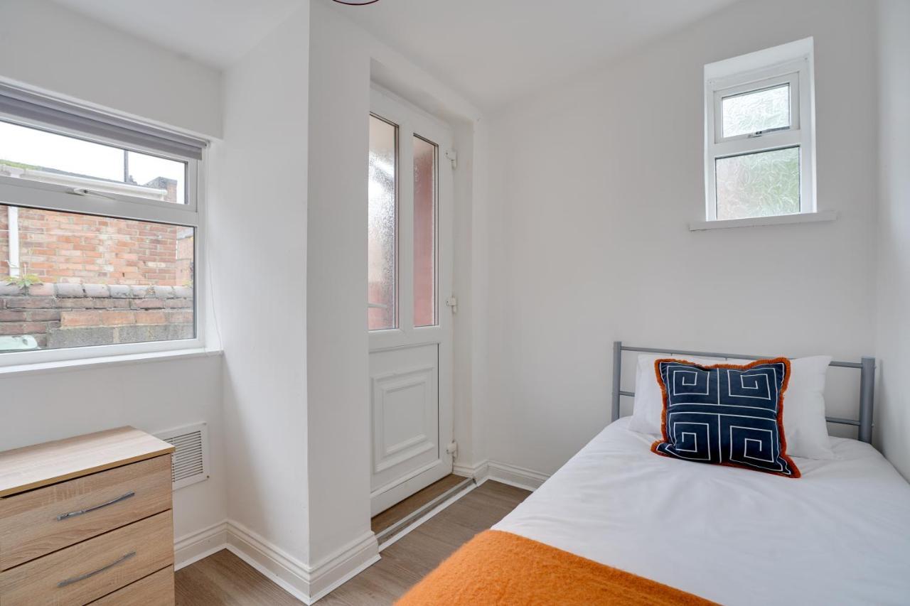 Modern And Spacious 3-Bedroom House - Free Parking, Fast Wi-Fi, Ideal For Up To 7 Guests Houghton-le-Spring Eksteriør billede